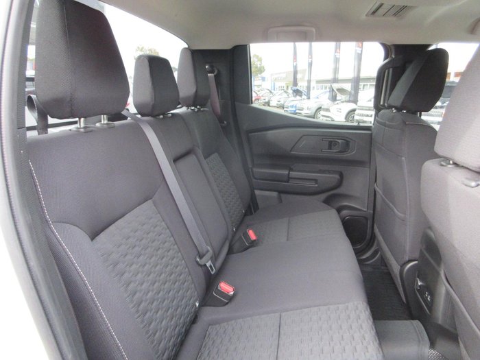 2025 Mitsubishi Triton GLX+