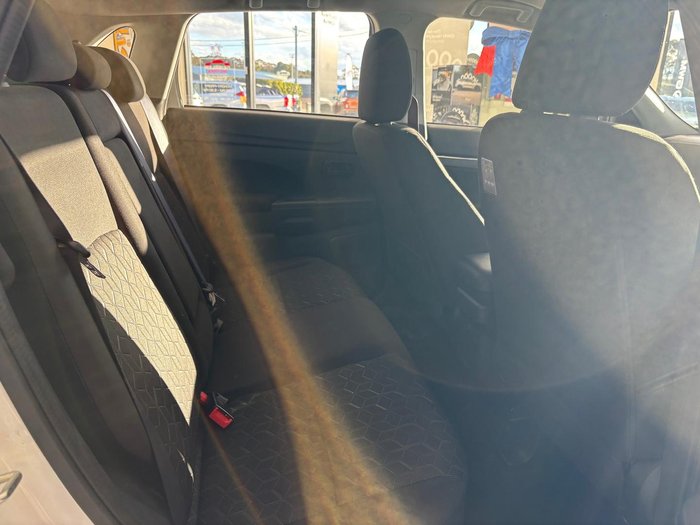2022 Mitsubishi ASX ES