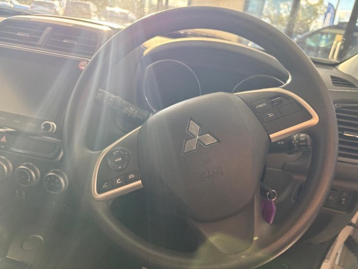 2022 Mitsubishi ASX ES