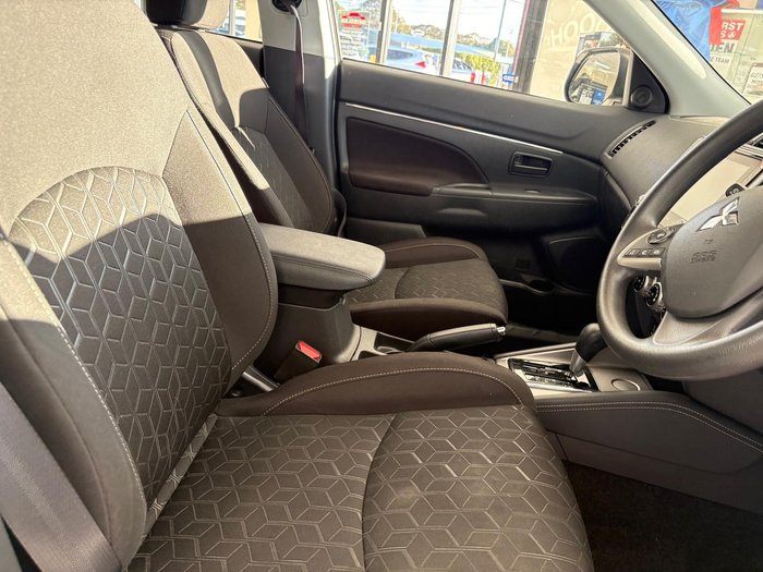 2022 Mitsubishi ASX ES