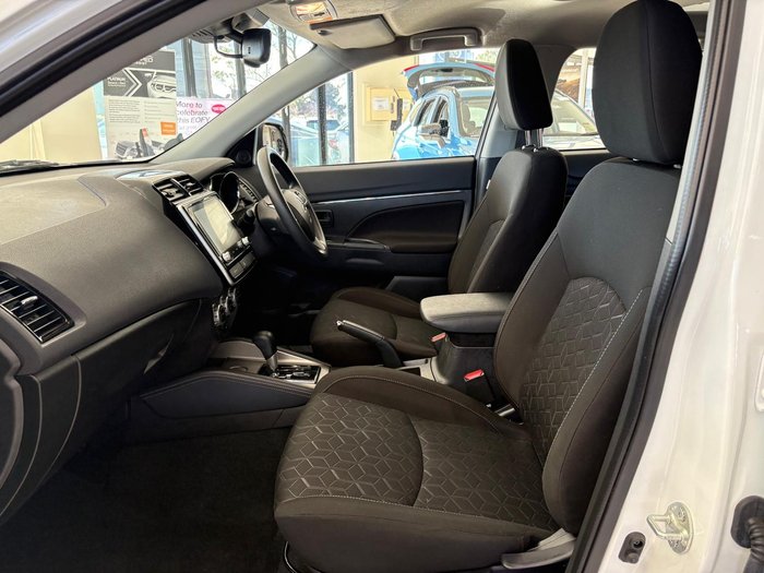 2023 Mitsubishi ASX ES