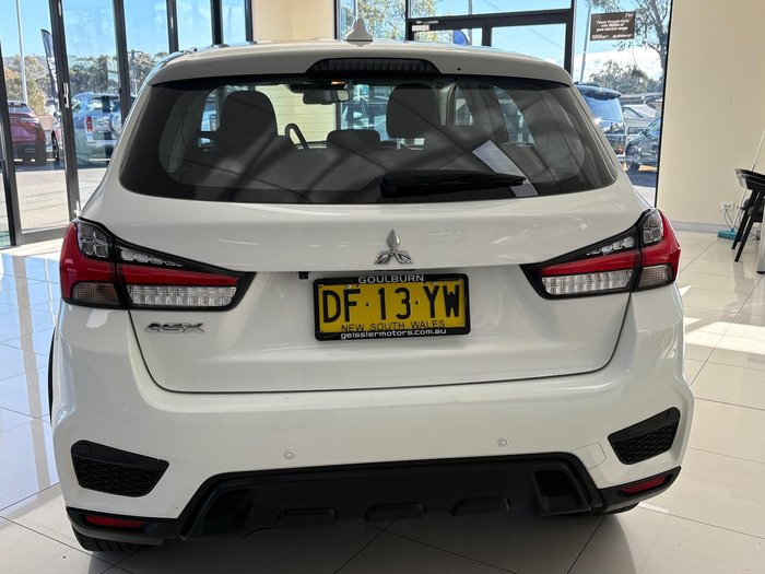 2023 Mitsubishi ASX ES