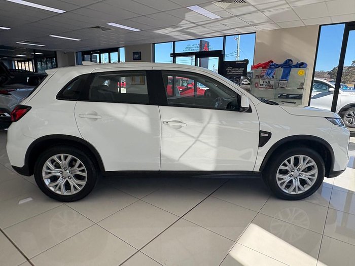 2023 Mitsubishi ASX ES