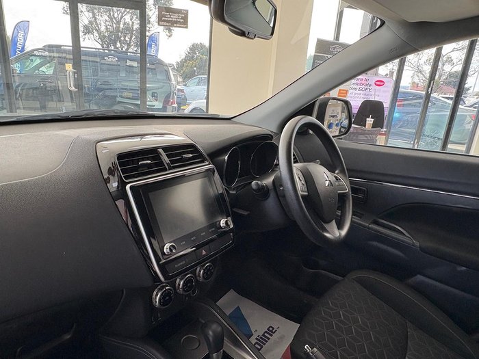 2023 Mitsubishi ASX ES