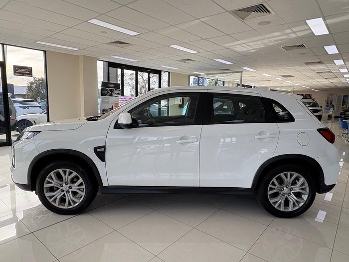 2023 Mitsubishi ASX ES