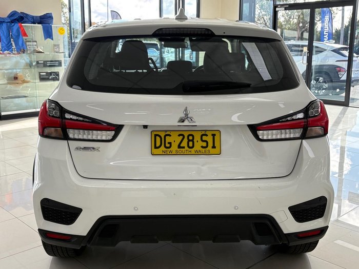 2023 Mitsubishi ASX ES