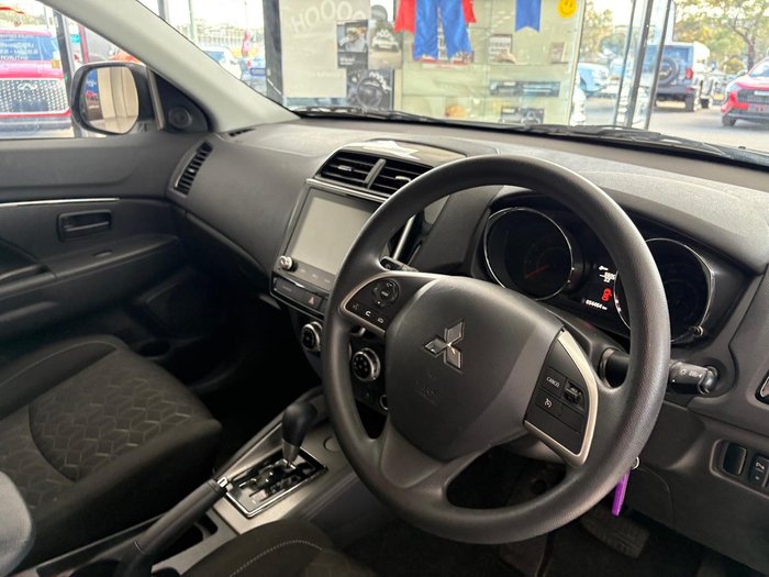 2023 Mitsubishi ASX ES