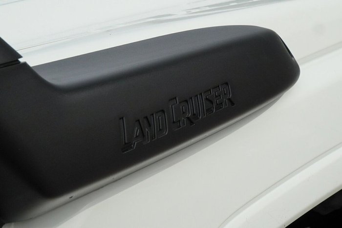 2023 Toyota Landcruiser Workmate