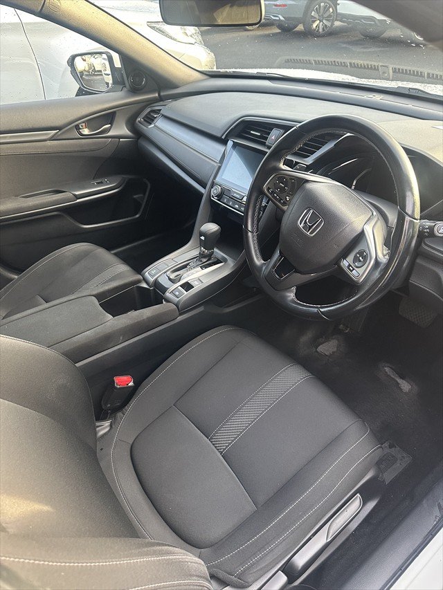 2018 HONDA CIVIC VTi-L