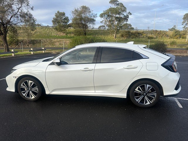 2018 HONDA CIVIC VTi-L