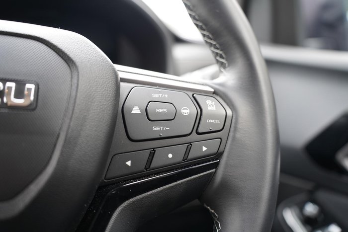 2025 Isuzu MU-X LS-U