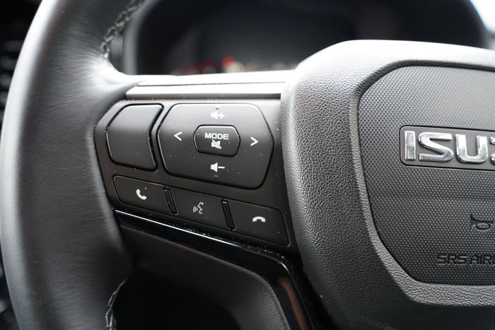 2025 Isuzu MU-X LS-U