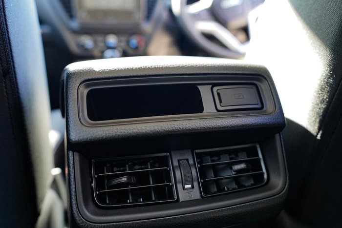 2025 Isuzu D-MAX SX