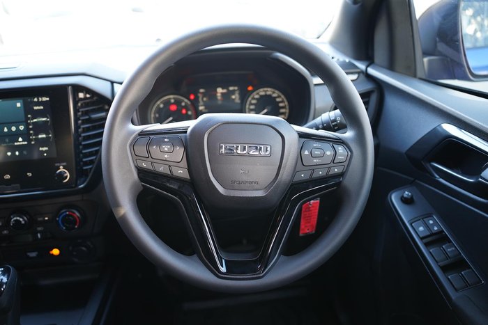 2025 Isuzu D-MAX X-RIDER
