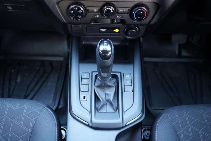 2025 Isuzu D-MAX X-RIDER