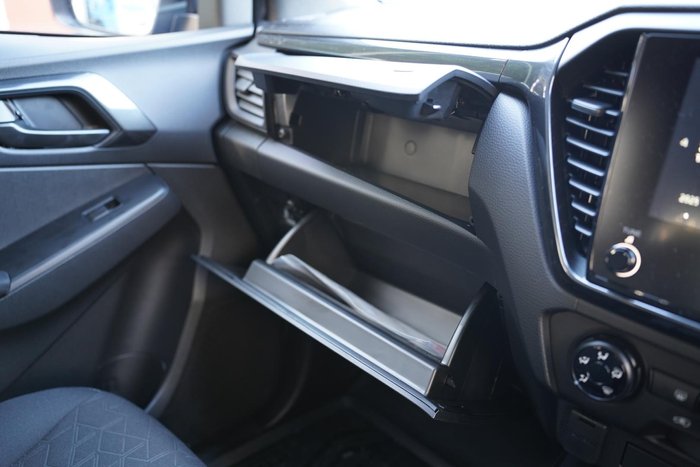 2025 Isuzu D-MAX X-RIDER