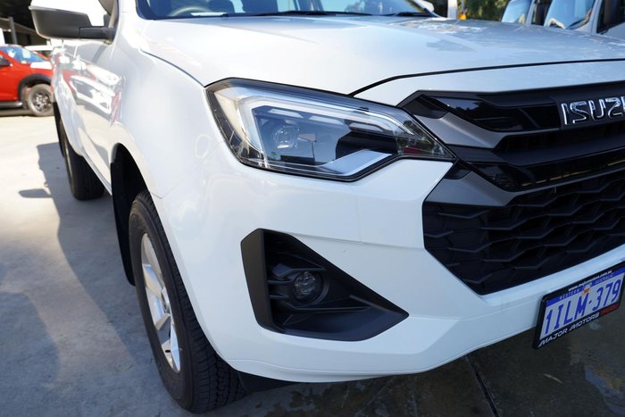 2024 Isuzu D-MAX LS-M