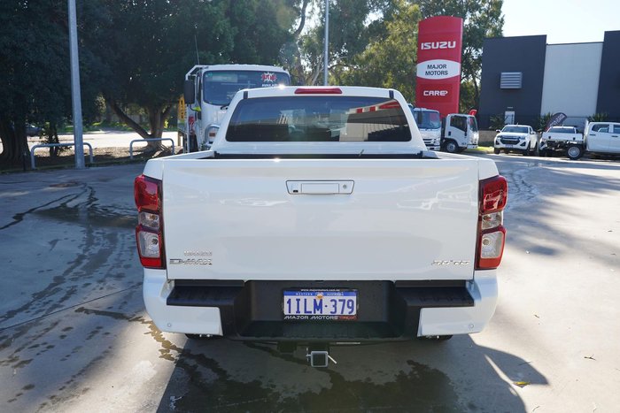 2024 Isuzu D-MAX LS-M