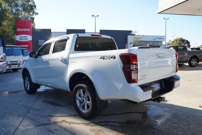 2024 Isuzu D-MAX LS-M