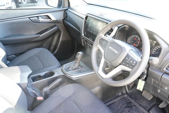 2024 Isuzu D-MAX LS-M