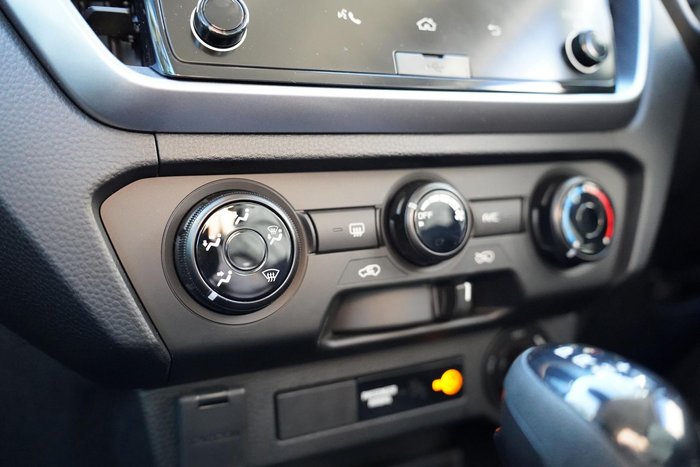 2024 Isuzu D-MAX LS-M