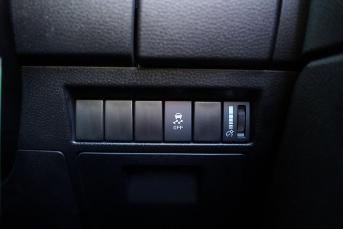 2024 Isuzu D-MAX LS-M