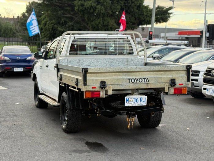 2020 Toyota Hilux SR