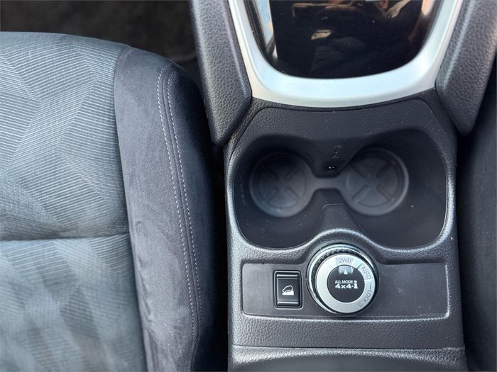 2016 Nissan X-TRAIL ST