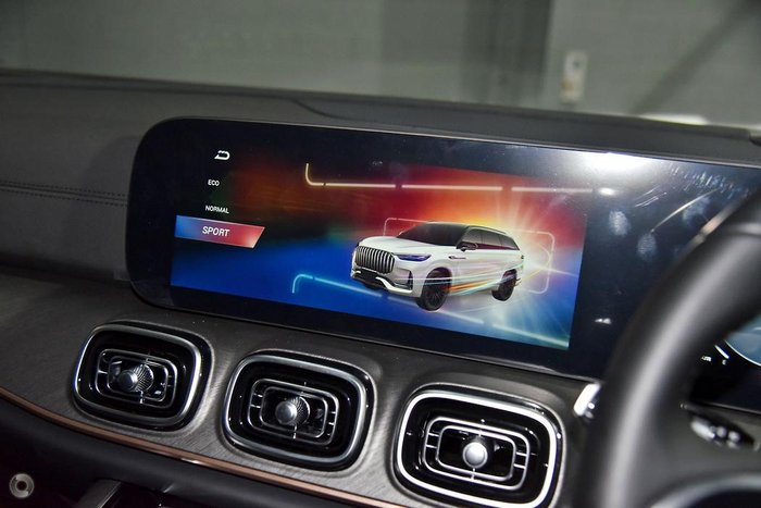 2025 Jaecoo J8 Track