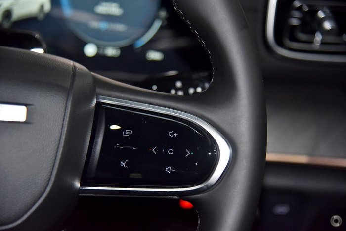 2025 Jaecoo J8 Track