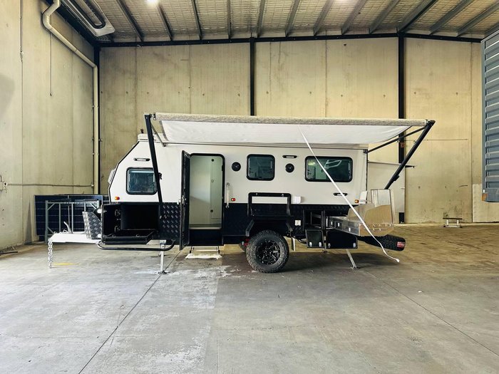 2025 Stonestar Caravan