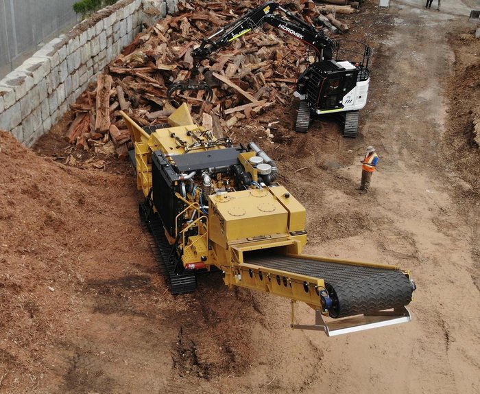 0 Tigercat 6900 Yellow