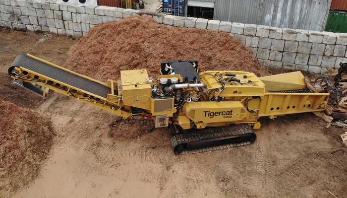 0 Tigercat 6900 Yellow