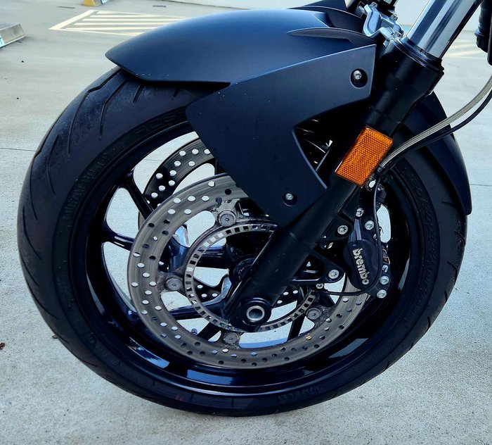 2010 BMW F 800 R F 800 White