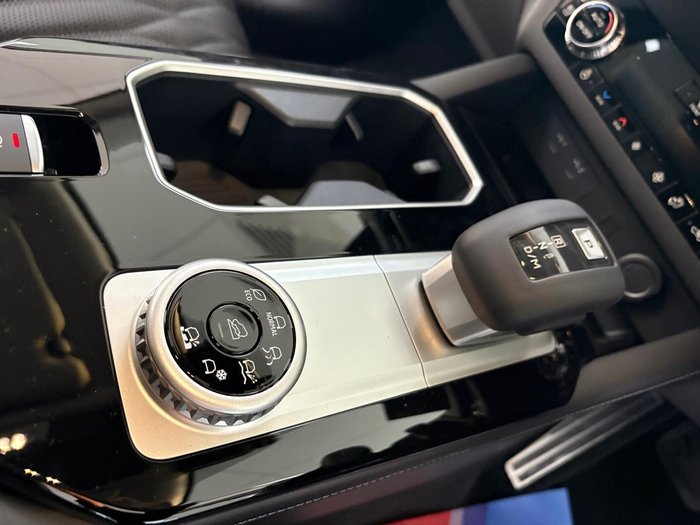 2025 Mitsubishi Outlander Exceed