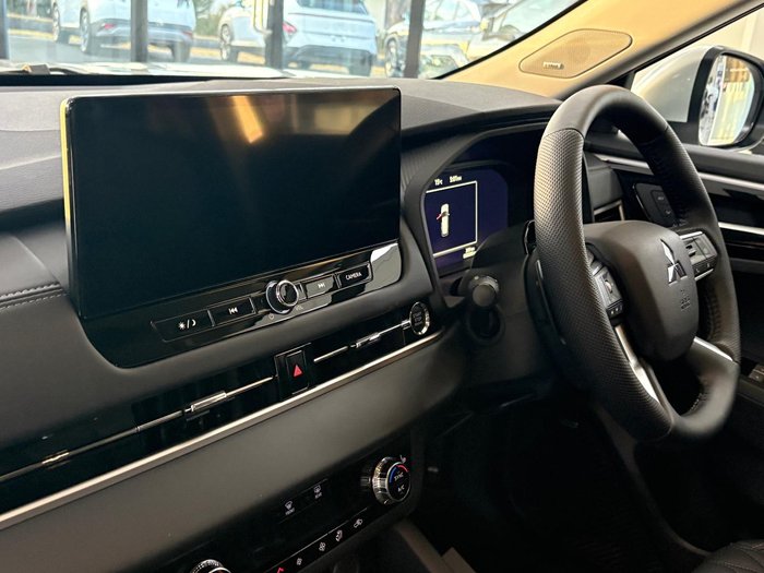 2025 Mitsubishi Outlander Exceed