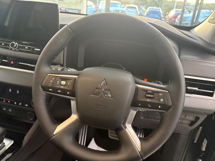 2025 Mitsubishi Outlander Exceed