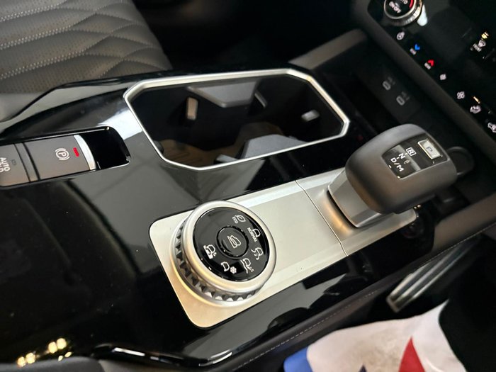2025 Mitsubishi Outlander Exceed