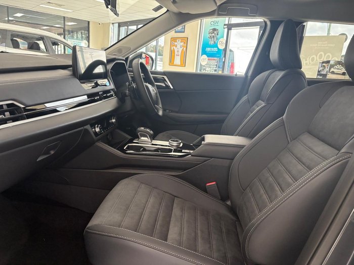 2025 Mitsubishi Outlander Aspire
