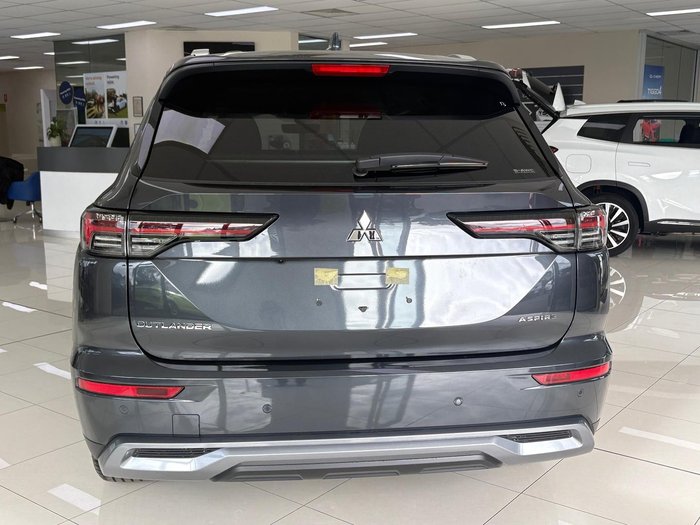 2025 Mitsubishi Outlander Aspire