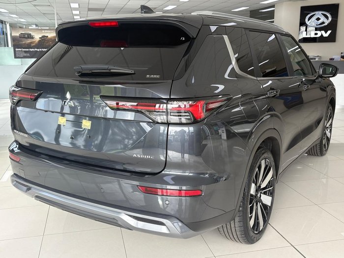 2025 Mitsubishi Outlander Aspire