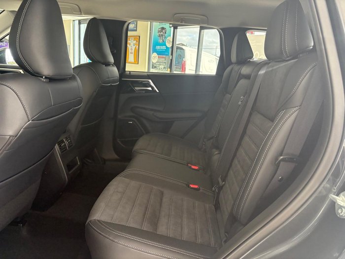 2025 Mitsubishi Outlander Aspire