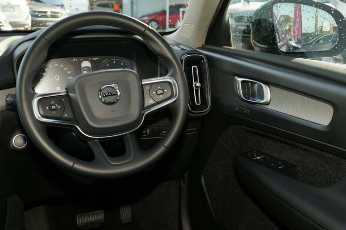 2020 Volvo XC40 T4 Inscription