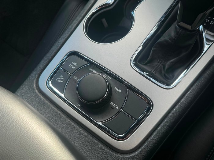2017 Jeep Grand Cherokee Blackhawk