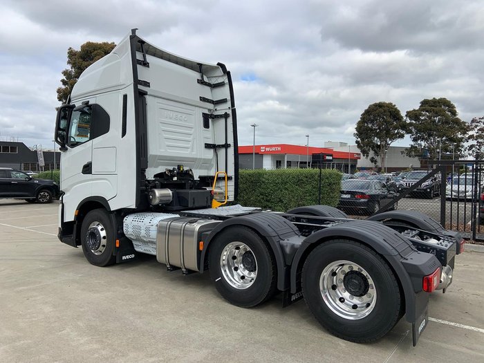 2024 Iveco S-Way AS700