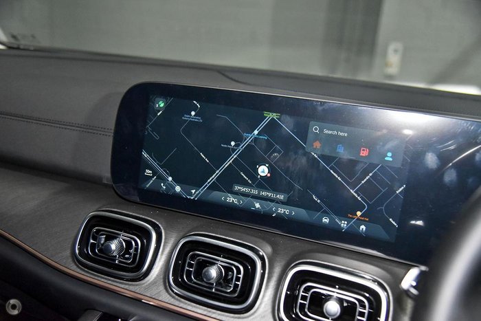 2025 Jaecoo J8 Track