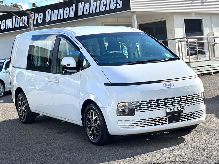 2023 Hyundai STARIA LOAD