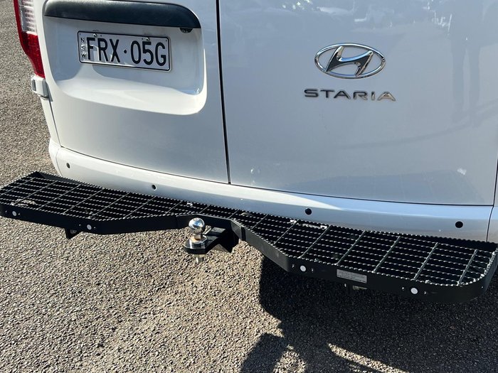 2023 Hyundai STARIA LOAD