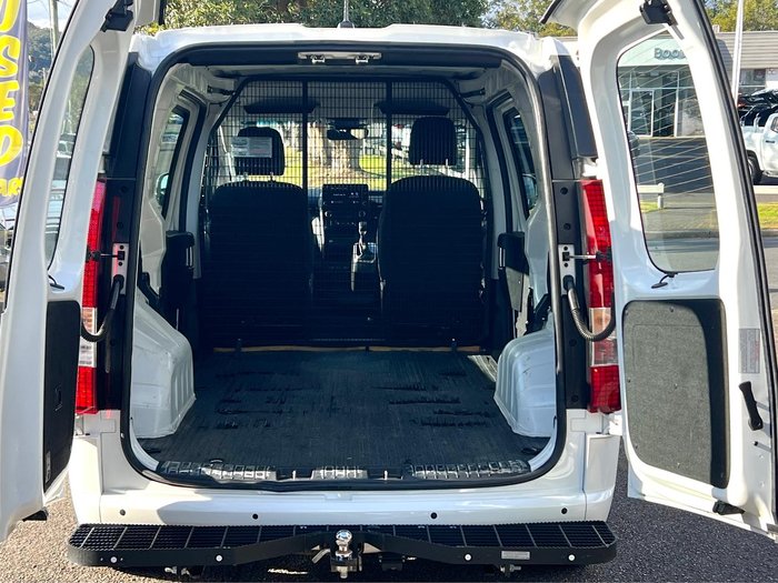 2023 Hyundai STARIA LOAD