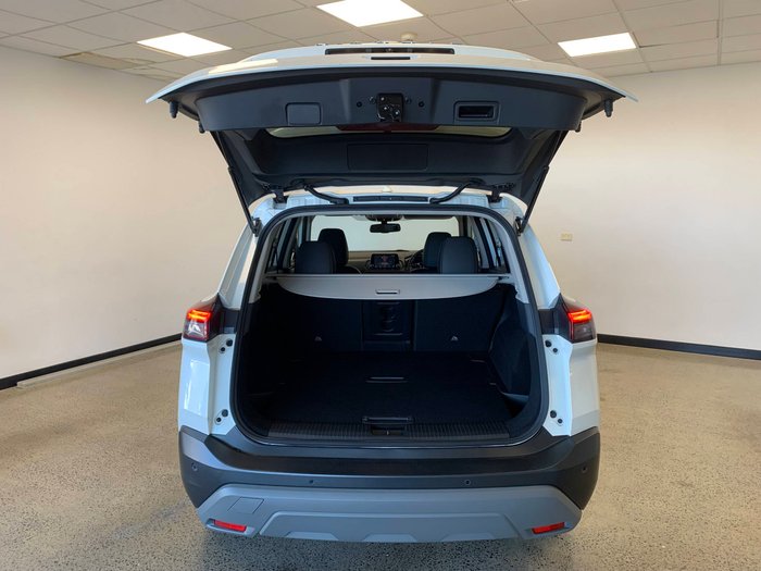 2024 NISSAN X-TRAIL ST-L (2WD)